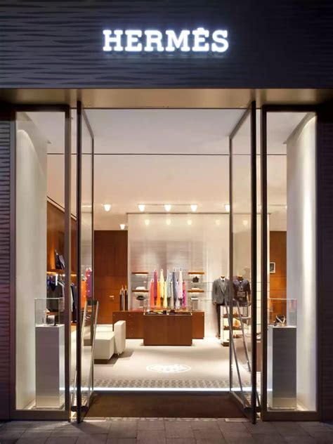 hermes shop tafelfeldstrasse|Hermes luggage shop.